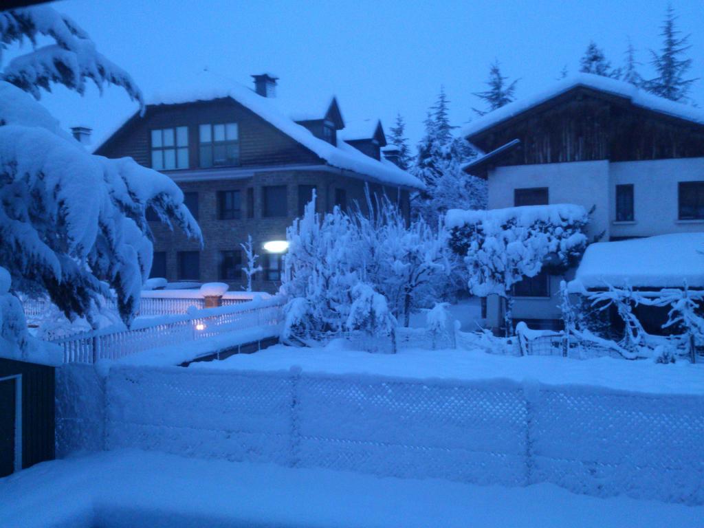 Hotel Chalet Puigdefabregas Хака Экстерьер фото