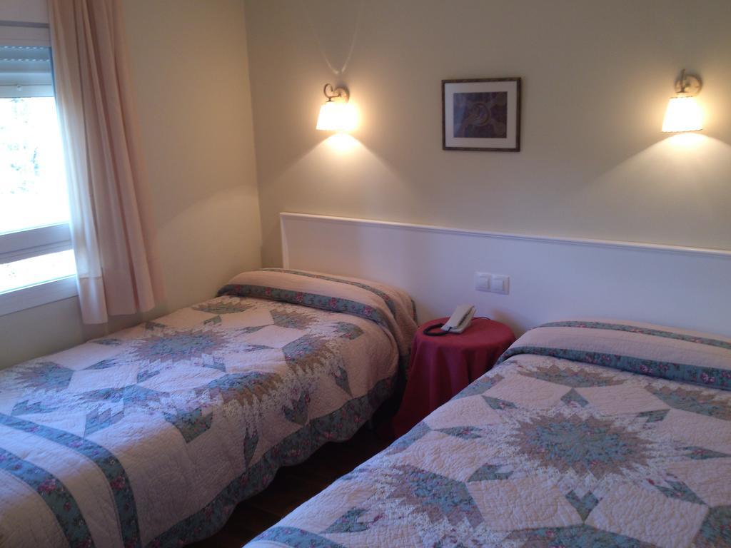 Hotel Chalet Puigdefabregas Хака Номер фото